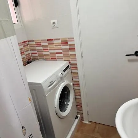 New 2 Minutes From The Apartment