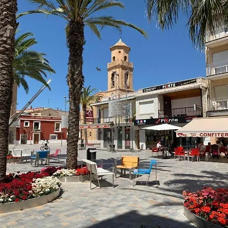 New 2 Minutes From The * Campoamor